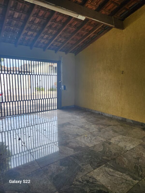 Casa térrea à venda - Jardim Ferraz - Imagem 2