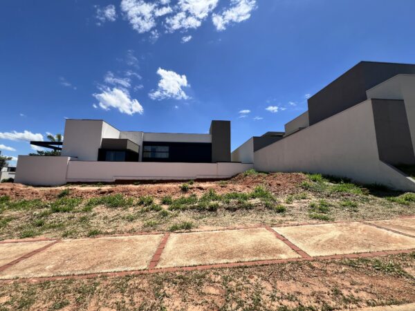 Terreno à venda - Condomínio Cyrela Bauru
