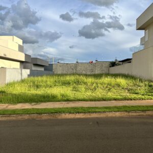 Terrreno à venda – Condomínio Tamboré Bauru