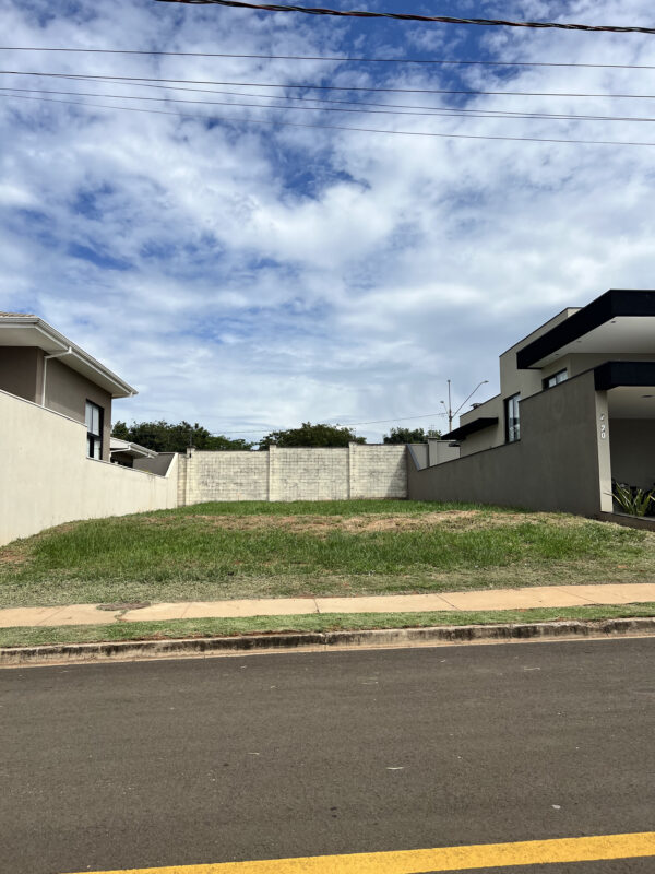 Terreno à venda - Condomínio Tamboré Bauru - Imagem 4