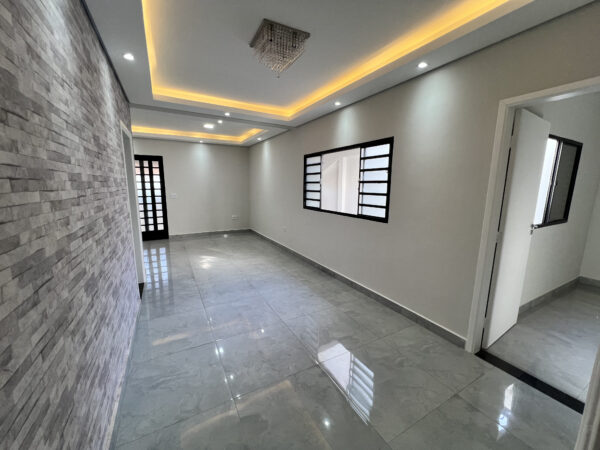 Casa térrea à venda - Bairro Pres. Geisel - Imagem 15