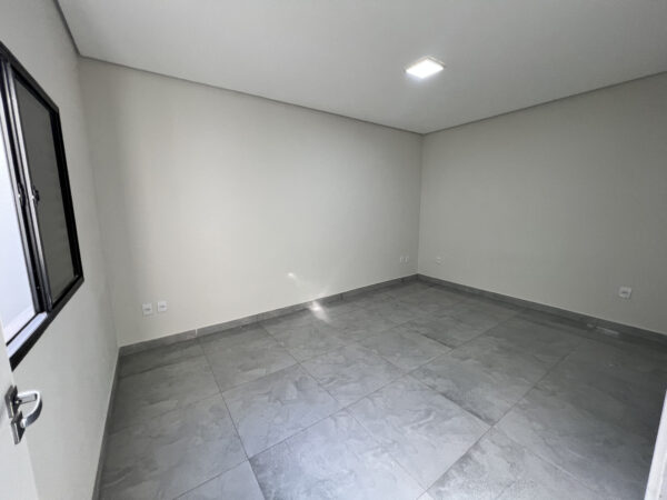Casa térrea à venda - Bairro Pres. Geisel - Imagem 17