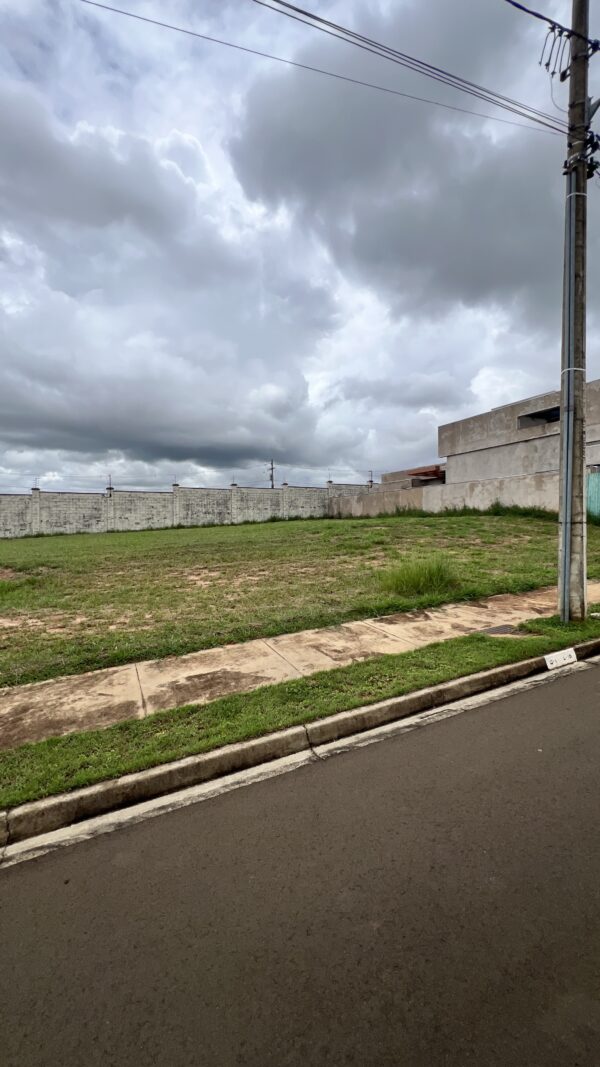Terreno à venda - Condomínio Tamboré - Imagem 9