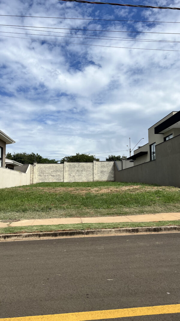 Terreno à venda - Condomínio Tamboré Bauru - Imagem 8