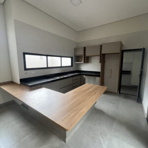 Casa térrea à venda – Jardim Terra Branca