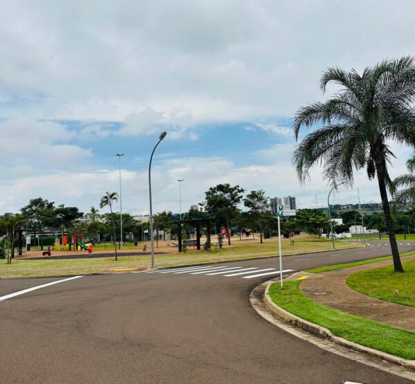 Terreno à venda - Condomínio Alphaville Bauru - Imagem 4