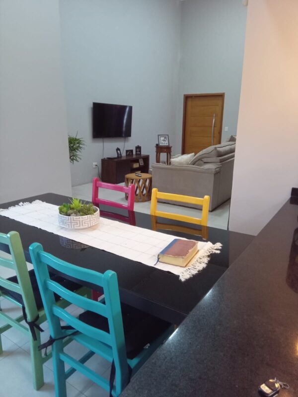 Casa à venda - Bairro Santa Edwiges - Imagem 2