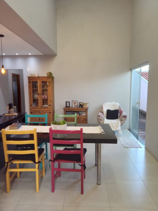 Casa à venda - Bairro Santa Edwiges - Imagem 9