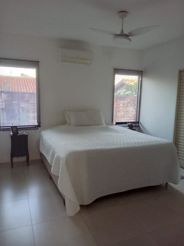 Casa à venda - Bairro Santa Edwiges - Imagem 10