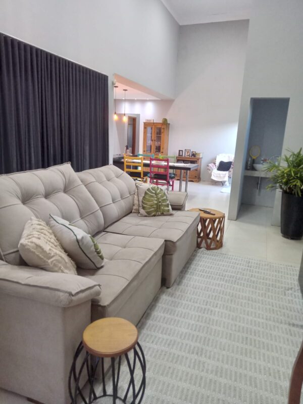 Casa à venda - Bairro Santa Edwiges - Imagem 11