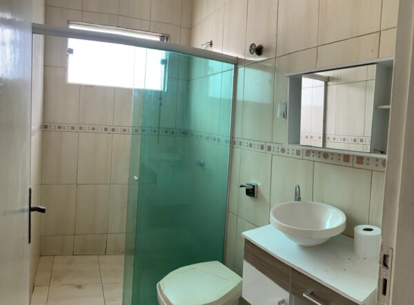 Casa à venda - bairro Santa Edwiges - Imagem 4