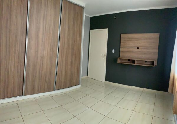 Casa à venda - bairro Santa Edwiges - Imagem 11